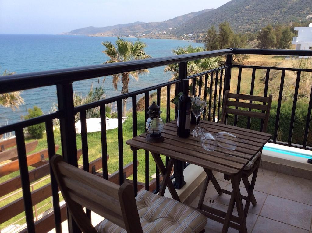 Kallinousa Beach Villa Pomósz Kültér fotó