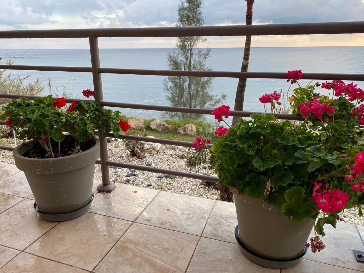 Kallinousa Beach Villa Pomósz Kültér fotó